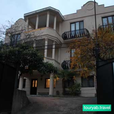 هتل دژاوو در گرجستان