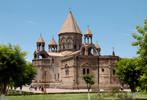 شهر مذهبی اجمیازین ایروان ارمنستان (Echmiadzin)