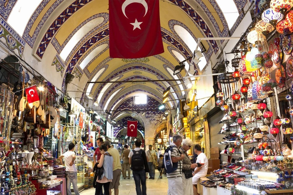 چه فصلی برای خرید از استانبول مناسب است؟ (فصل حراج استانبول)