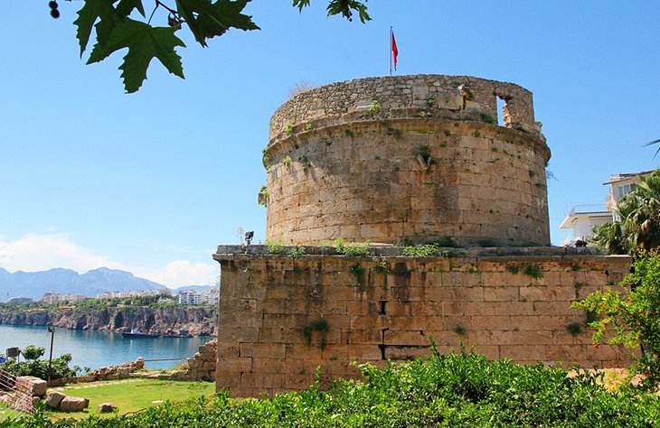 قلعه رومیان آنتالیا Roman Fortress