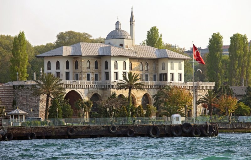 کاخ سپتجیلر استانبول(داروخانه و پادگان نظامی)