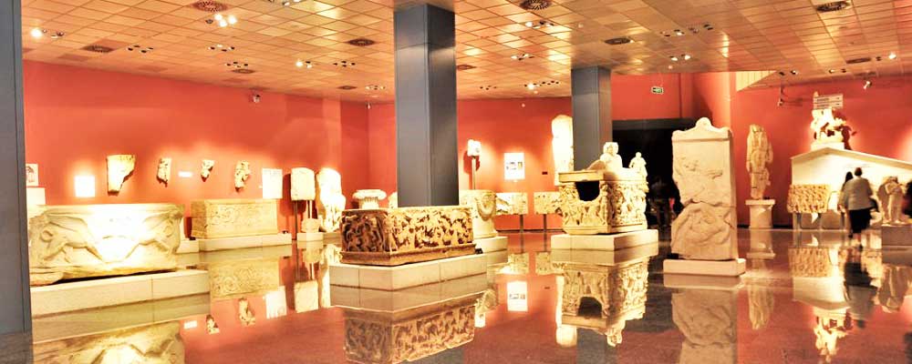 موزه آنتالیا (Antalya Museum)
