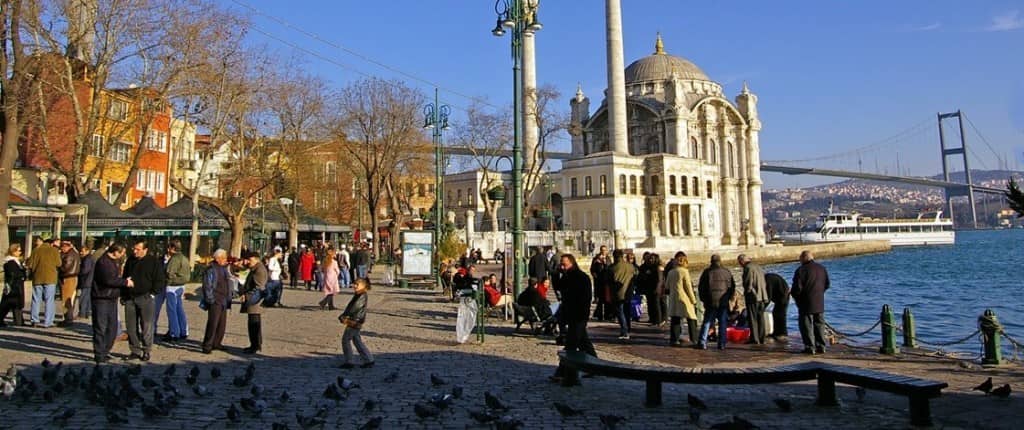 پیاده روی در محله های (اورتاکوی-ببک-روملی)