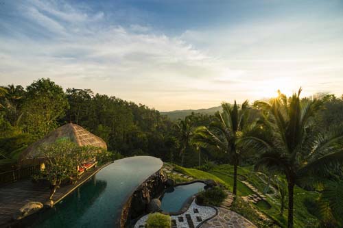 هتل آدیوانا دارا آیو ویلاس بالی