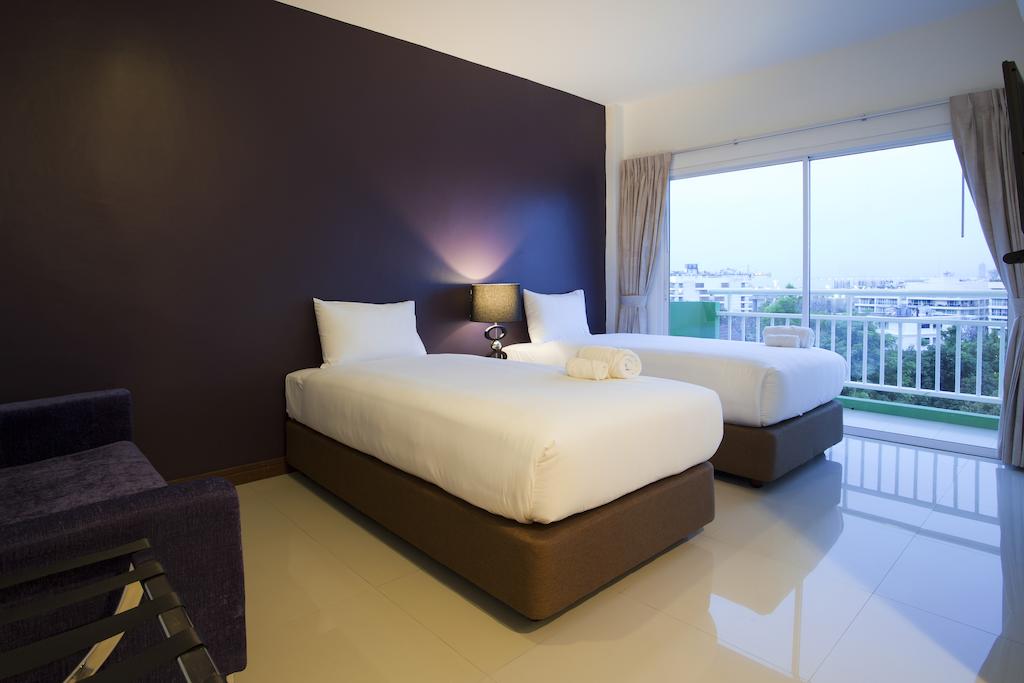هتل ویز پاتایا تایلند