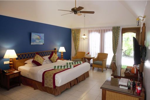 هتل فی هال هوهی جزیره مالدیو