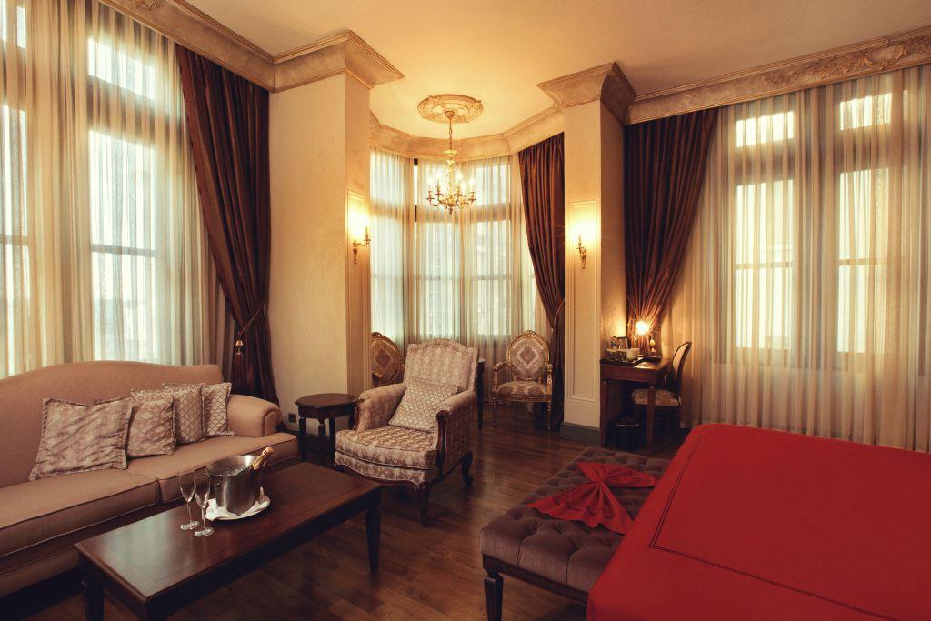 هتل پلازو دونیزتی استانبول ترکیه