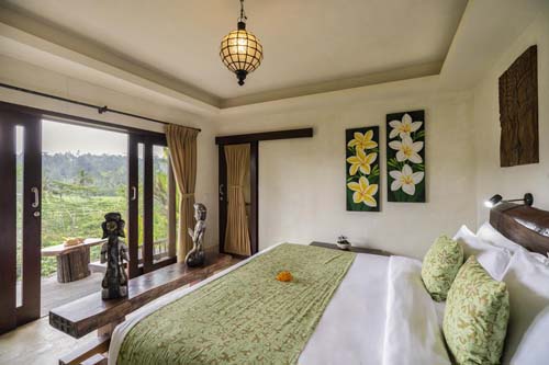هتل آدیوانا دارا آیو ویلاس بالی
