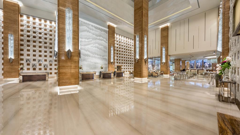 هتل کمپینسکی امارات مال دبی امارات