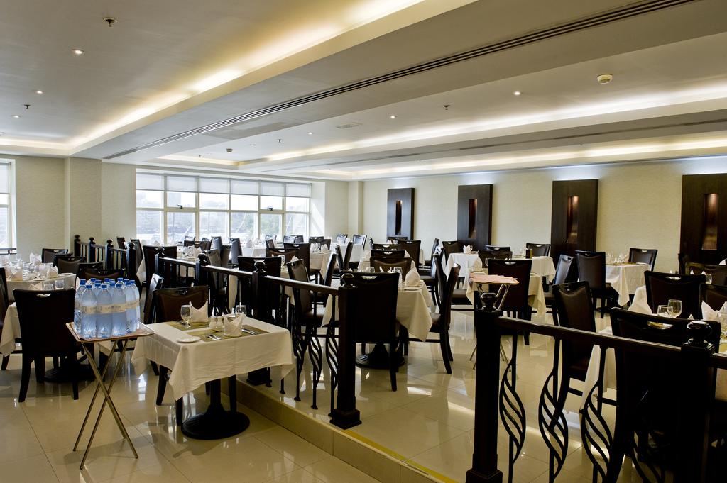 هتل کارلتون تاور دبی امارات