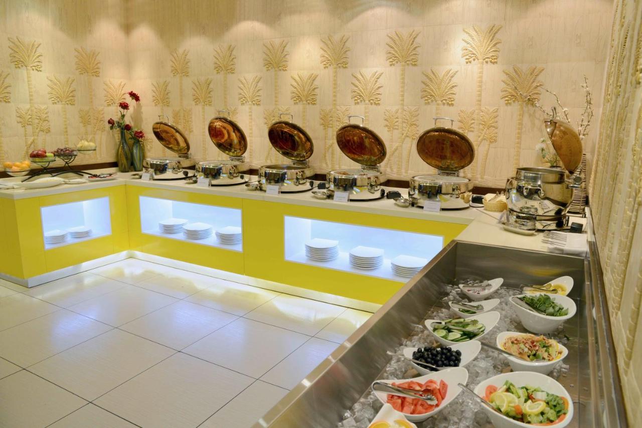 هتل سان اند سند کلاک تاور دبی امارات