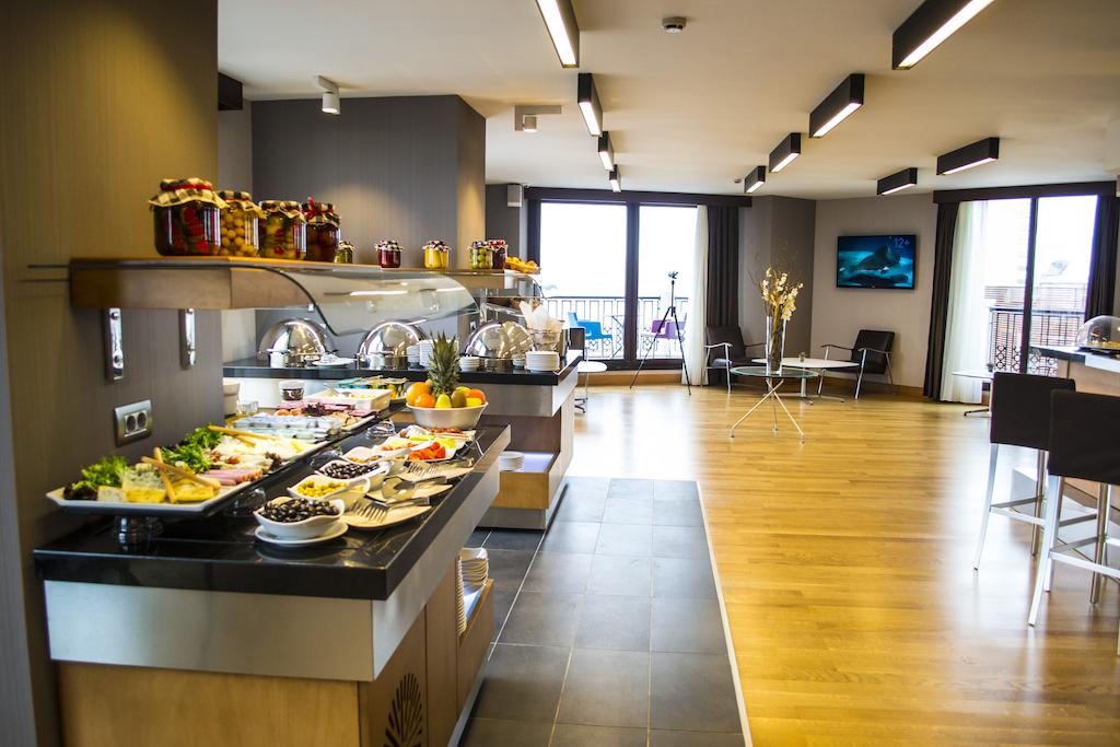 هتل پوینت تکسیم استانبول ترکیه