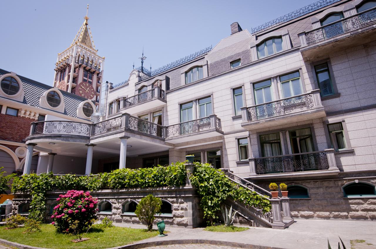 هتل بوتیک او گالگر باتومی گرجستان