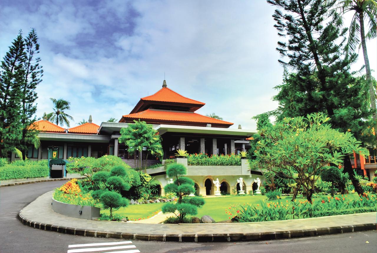 هتل داینستی ریزورت بالی اندونزی