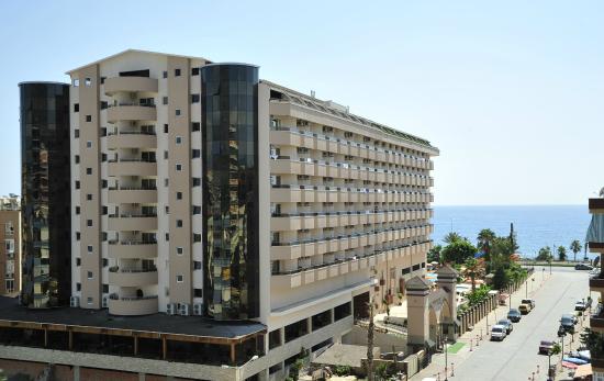 هتل هپی الگانت آلانیا ترکیه