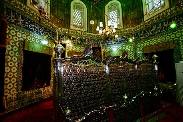 مسجد و آرامگاه ایوب سلطان
