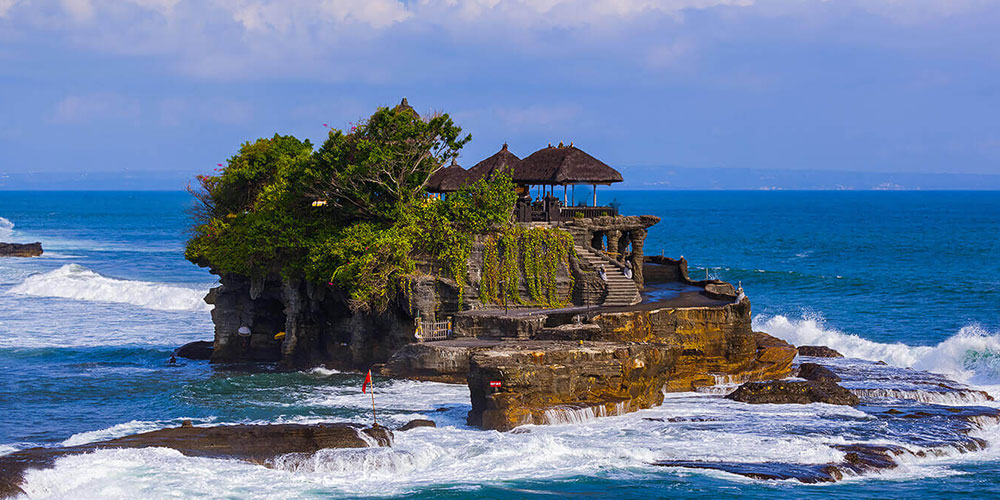 رازهای معبد تانالوت بالی